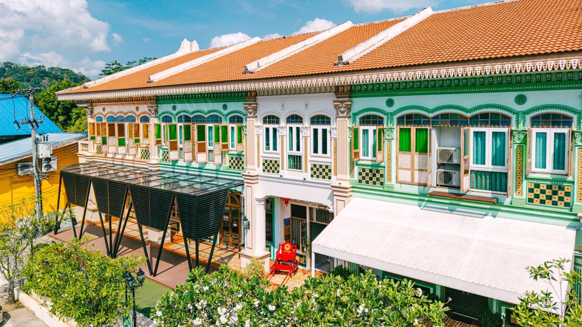 O'Nya Phuket Hotel Екстер'єр фото