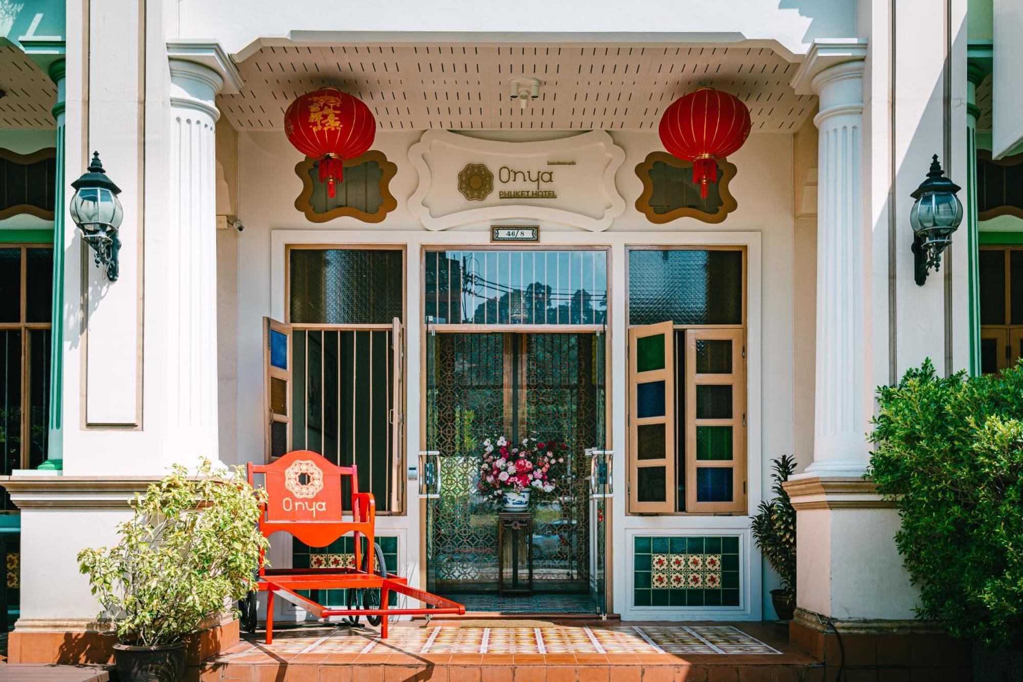 O'Nya Phuket Hotel Екстер'єр фото